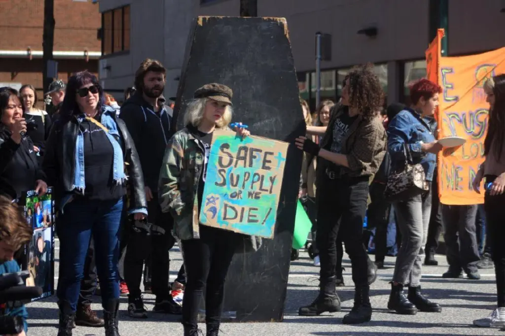 776 people died from toxic drugs in B.C. in the first half of 2026