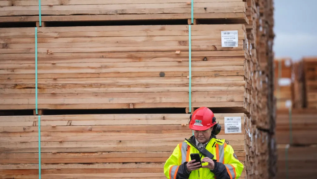 B.C. forestry leader backs Canada’s trade walkout despite possible softwood progress